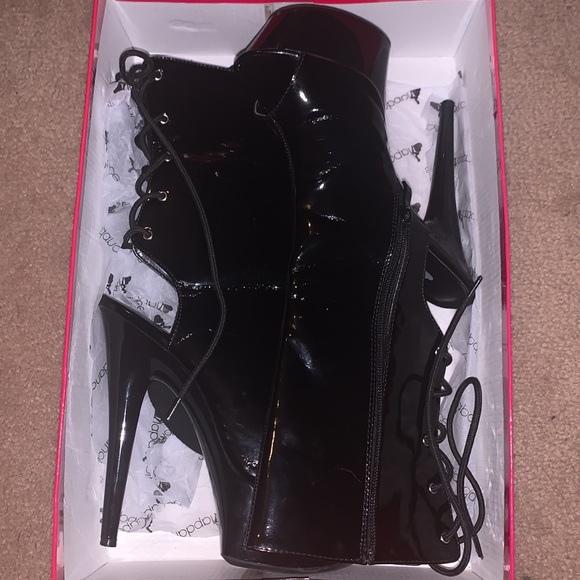 Heels - Picture 1 of 5